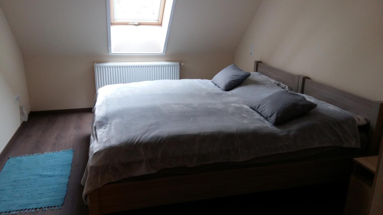 Tahiti Apartman Hajdúszoboszló Buitenkant foto